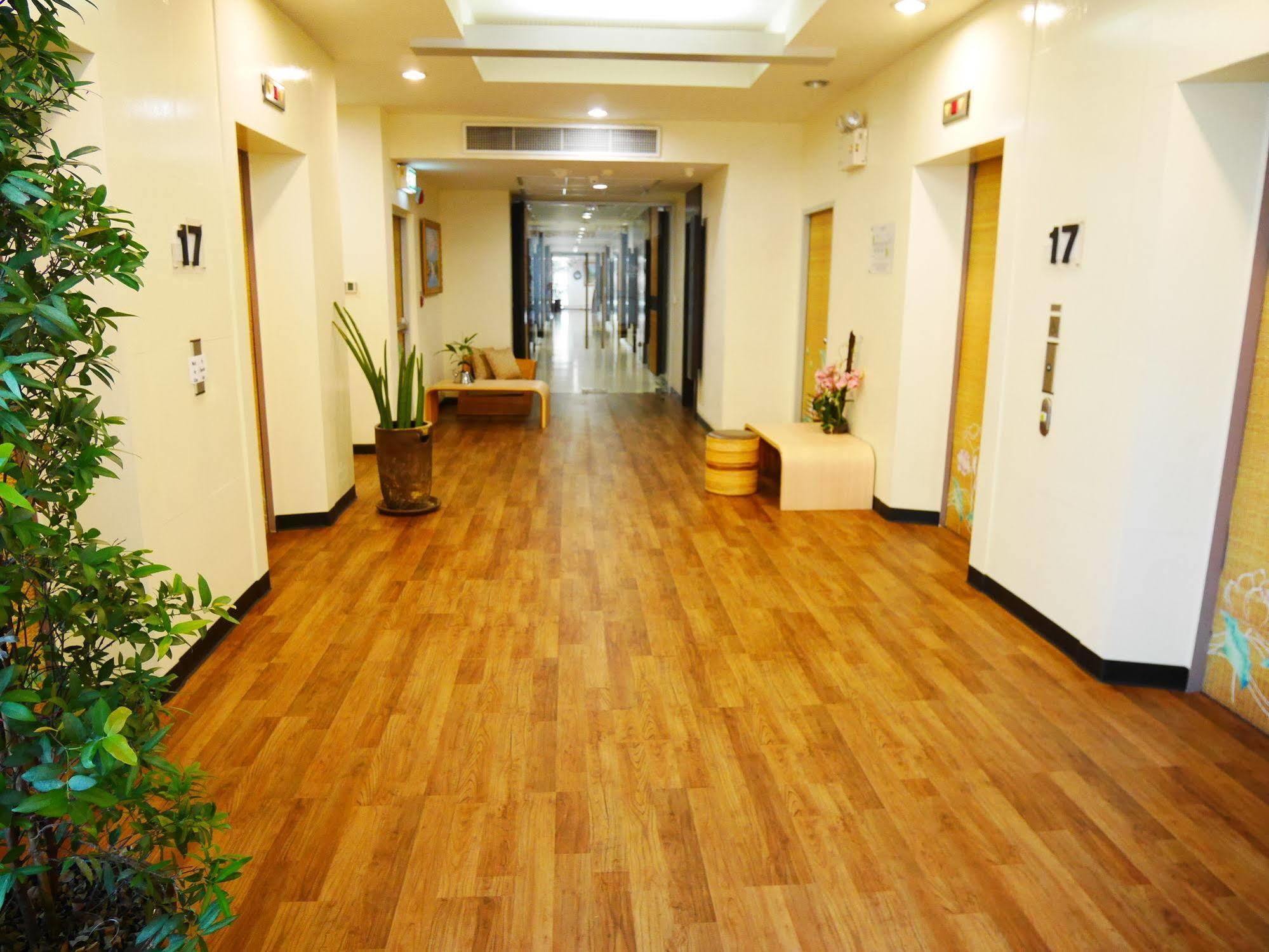 Swutel Hotel Бангкок Екстер'єр фото